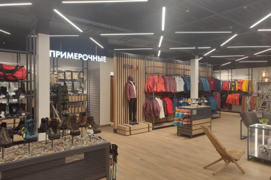 В Санкт-Петербурге открылся флагманский магазин сети «Сплав»