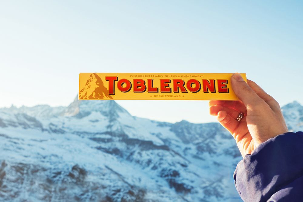 Шоколаду Toblerone для Британии вернут старый дизайн. Новый покупателям не понравился