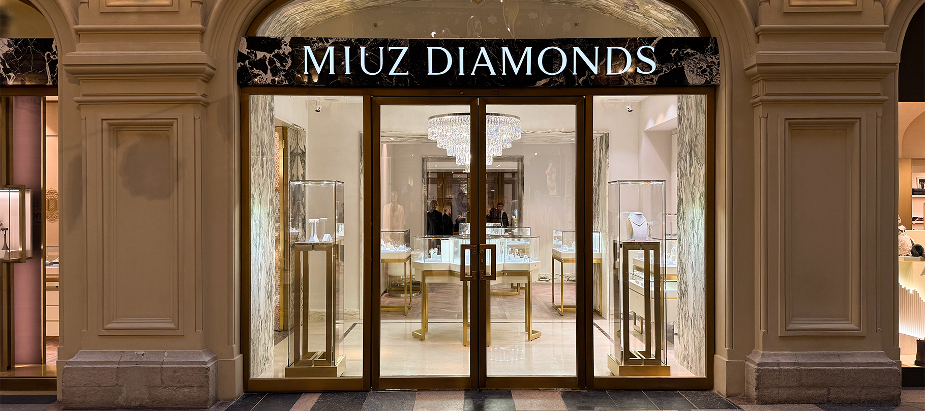 Флагманский магазин Miuz Diamonds открылся в ГУМе – Новости ритейла и  розничной торговли | Retail.ru