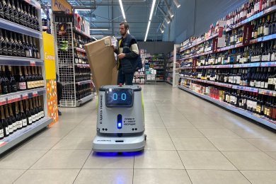 «Лента» «трудоустроит» роботов-уборщиков в новые супермаркеты